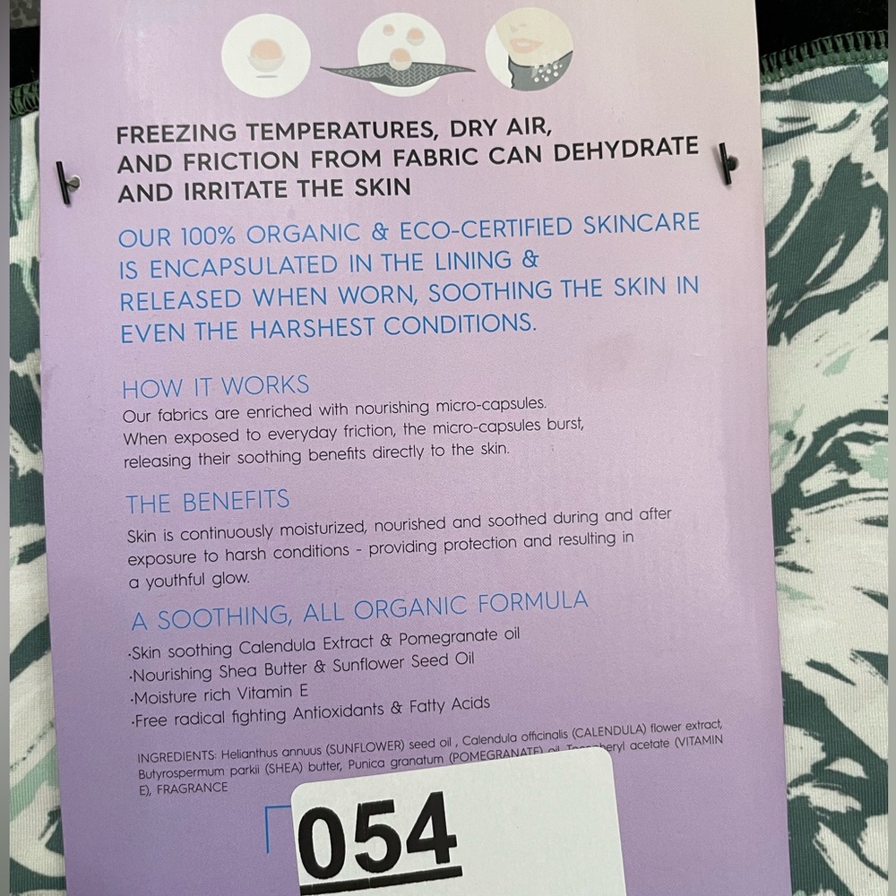 NWT Roxy Neckwarmer - Picture 3 of 3